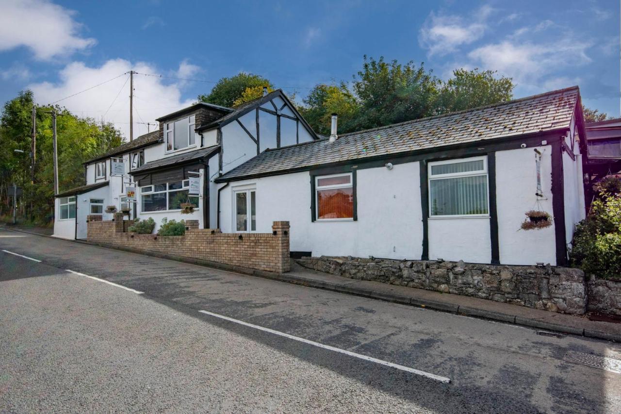 Welsh Row House Apartamento Llandegla Exterior foto