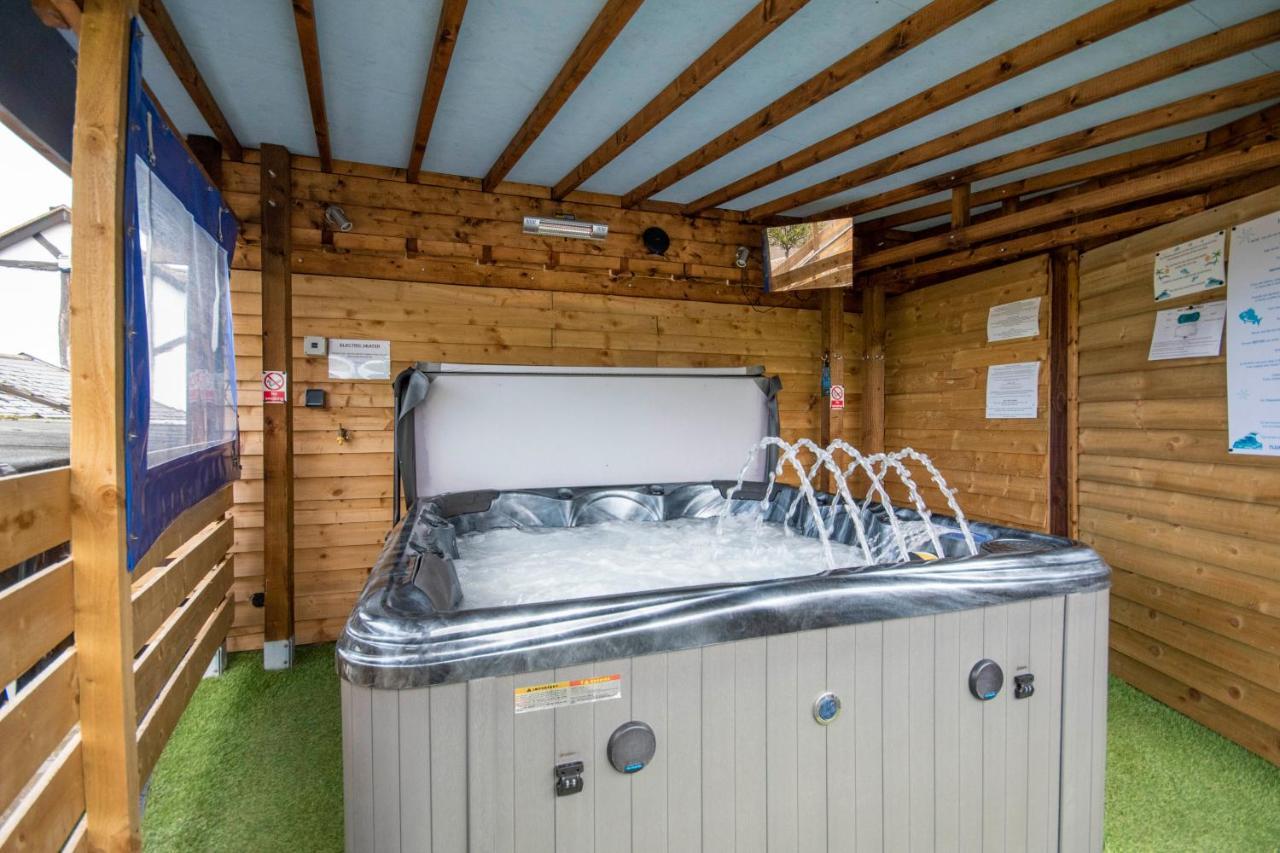 Welsh Row House Apartamento Llandegla Exterior foto