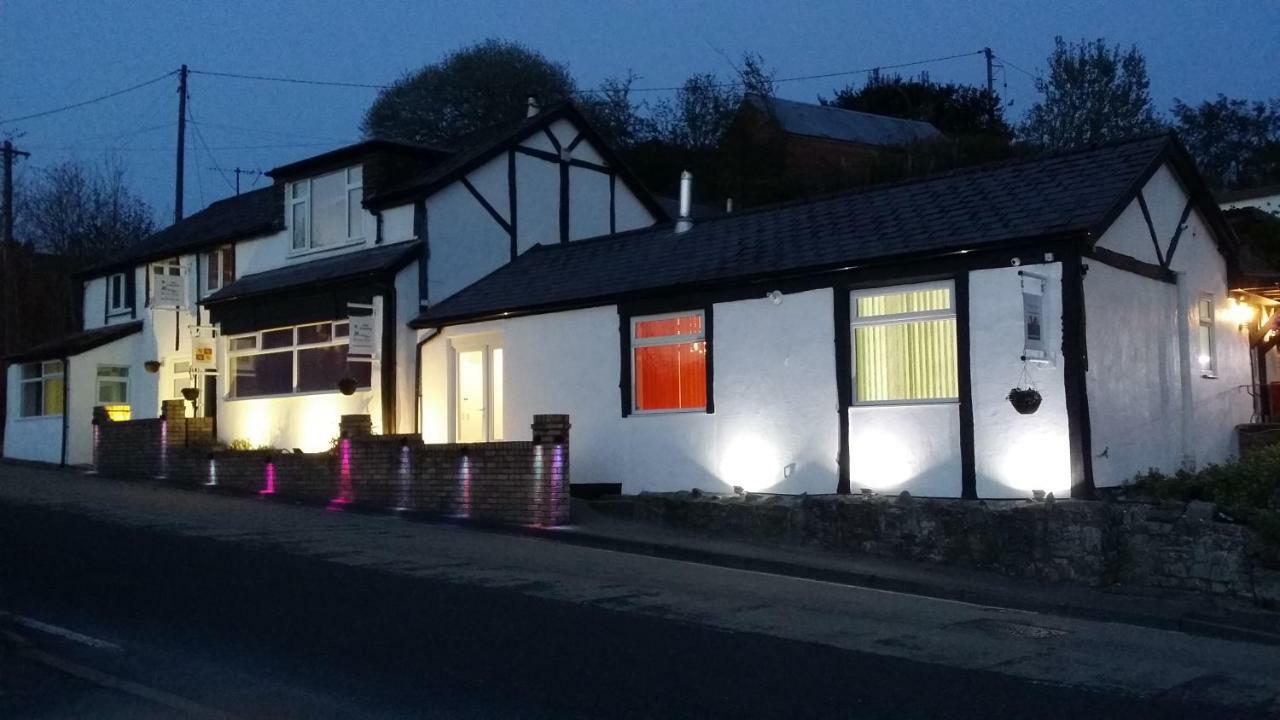 Welsh Row House Apartamento Llandegla Exterior foto